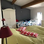 בית נופש Les Tremieres *