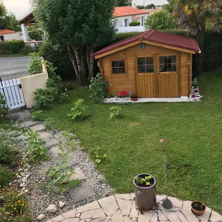 Les Tremieres בית נופש