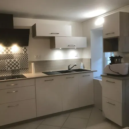 Les Tremieres בית נופש