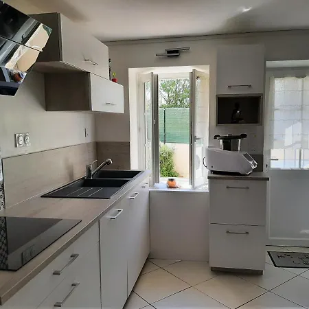 Les Tremieres Holiday home *