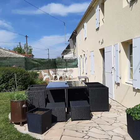 Les Tremieres בית נופש *