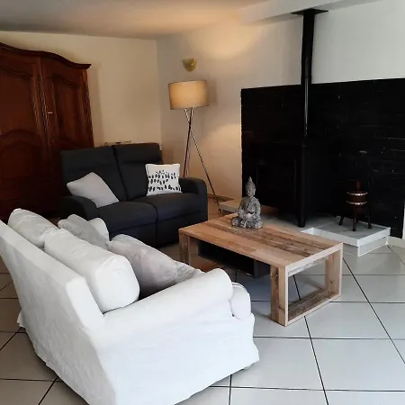 בית נופש Les Tremieres *